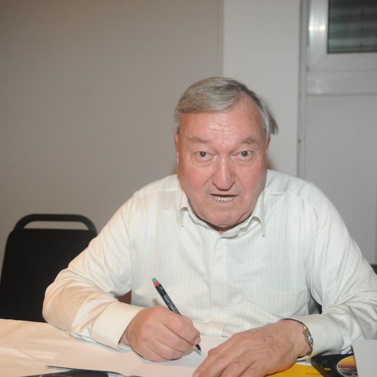 4.5.2013 - Erich von Däniken, Rückkehr der Götter, Top Info Forum, Brandboxx, Lengfelden, Salzburg 4.5.2013 - Erich von