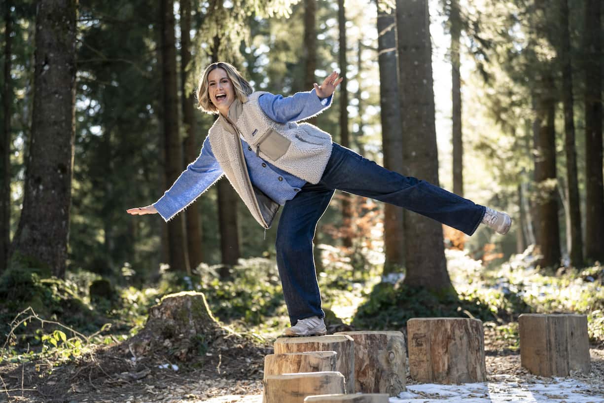 Als Ausgleich geht die Moderatorin oft in den Wald, auch der See ist bei Familie Gyr im Sommer beliebt.
