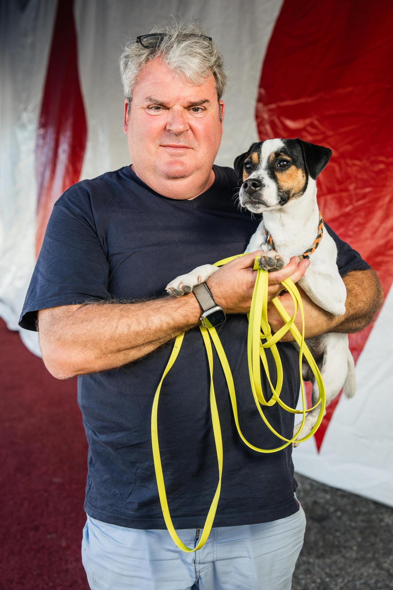 Mike Müllers treuer Begleiter: Hund Pesche.