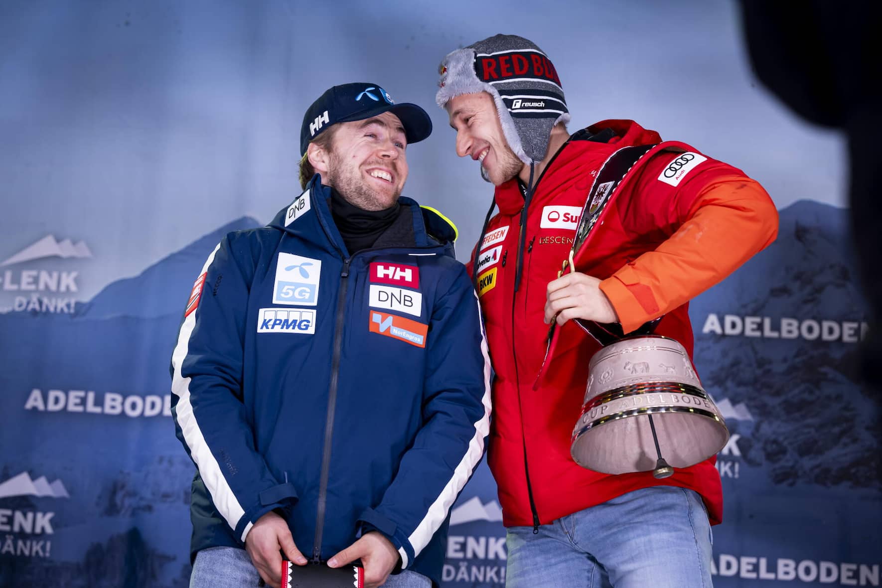 Selten werden Abfahrt-Konkurrenten Freunde wie Marco Odermatt und der Norweger Aleksander Aamodt Kilde (links).