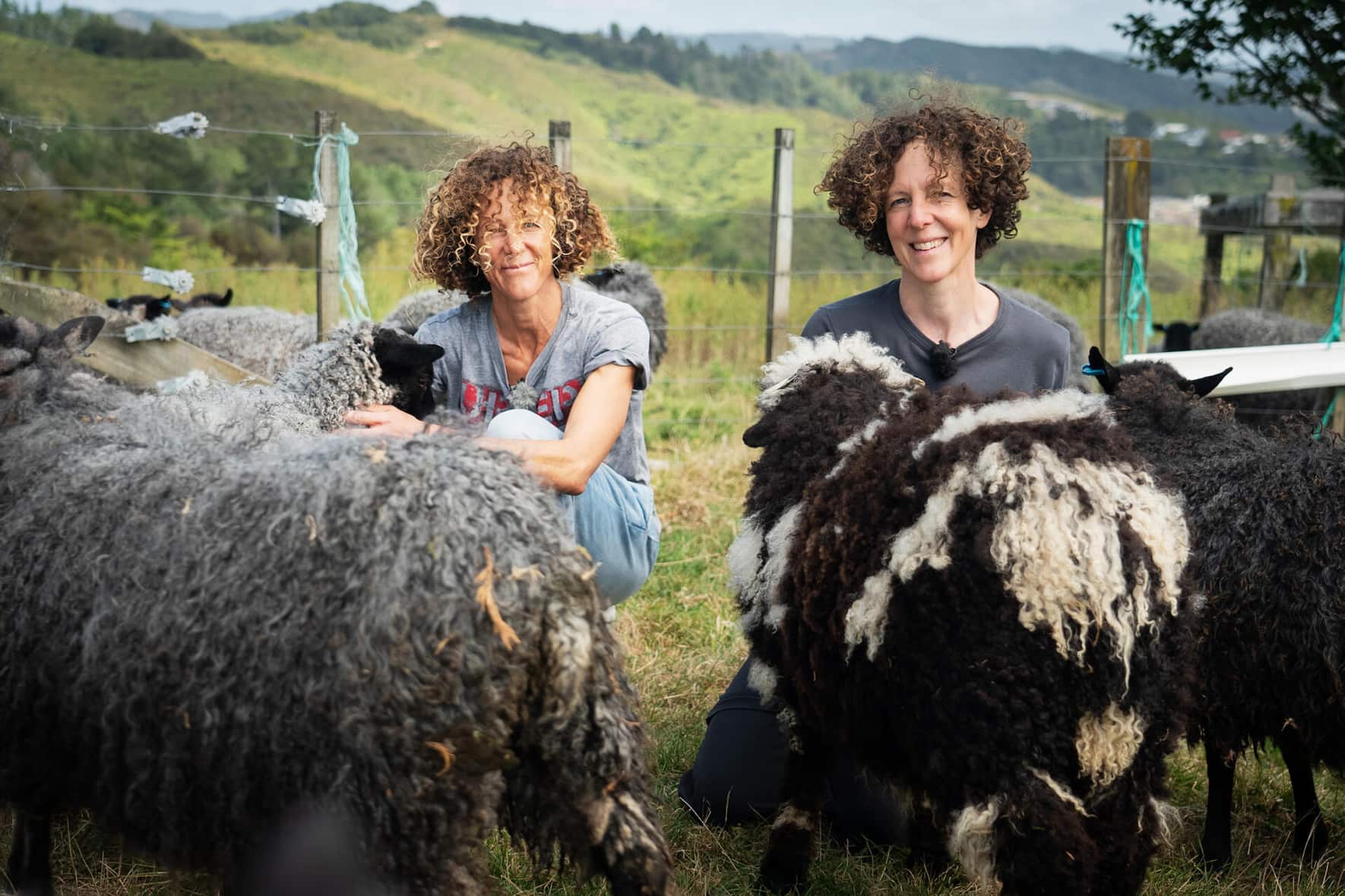 Die Schwestern sehen sich nur selten – sie wohnen rund fünf Stunden weit voneinander entfernt.